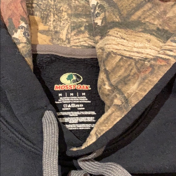 Mossy oak hoodie and fruit of the loom gray hoodie - Picture 2 of 7